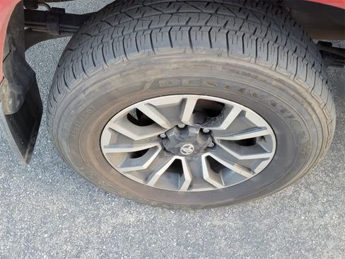 Used 2023 Toyota Tacoma TRD Sport image 8