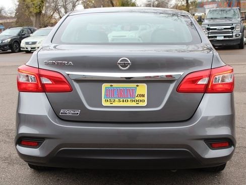 Used 2016 Nissan Sentra S image 28