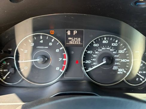 Used 2012 Subaru Outback 3.6R Limited w/ Moonroof Pkg AWD/4WD image 22