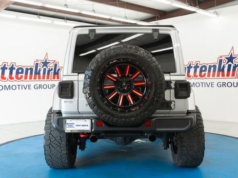 Used 2020 Jeep Wrangler Unlimited Rubicon AWD/4WD image 30