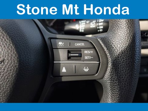 Used 2023 Honda HR-V LX image 23