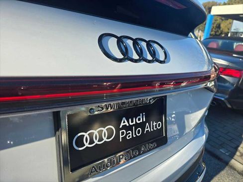 Used 2024 Audi Q4 e-tron Prestige w/ Black Optic Plus Package image 16