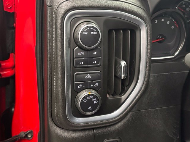 Used 2022 Chevrolet Silverado 1500 LT AWD/4WD image 19