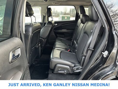 Used 2017 Dodge Journey Crossroad w/ Popular Equipment Group image 15