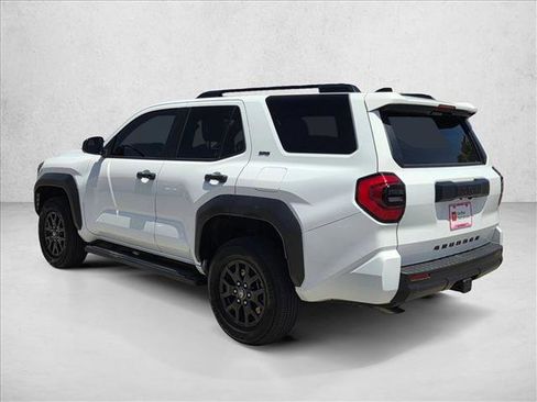 Certified 2025 Toyota 4Runner SR5 AWD/4WD image 7