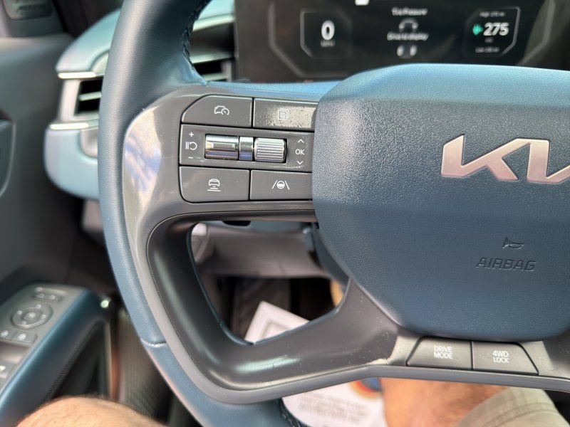 Used 2024 Kia EV9 GT-Line AWD/4WD image 25