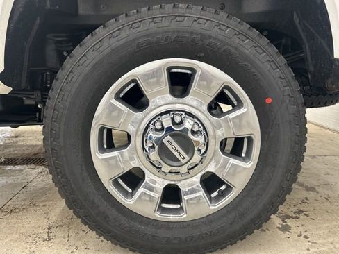 New 2026 Ford F350 Lariat w/ Lariat Premium Package image 6