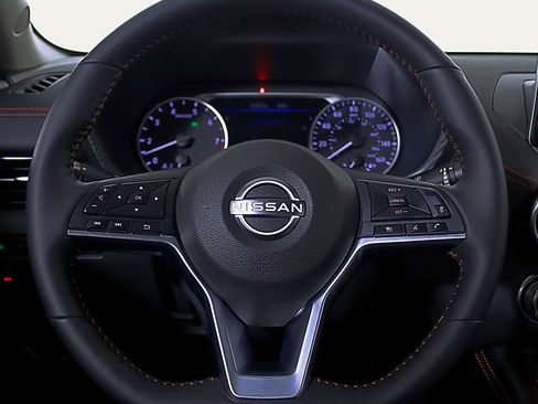 Used 2024 Nissan Sentra SR w/ SR Premium Package image 23