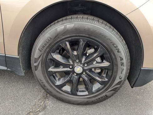 Used 2019 Chevrolet Equinox LT image 11