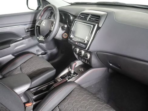 New 2026 Mitsubishi Outlander Sport LE AWD/4WD image 24