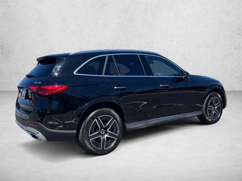 Certified 2026 Mercedes-Benz GLC 300 4MATIC image 5