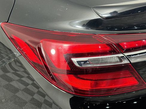 Used 2017 Buick Regal Sport Touring image 34