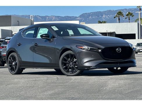 New 2026 MAZDA MAZDA3 Hatchback w/Premium Plus Pkg image 2