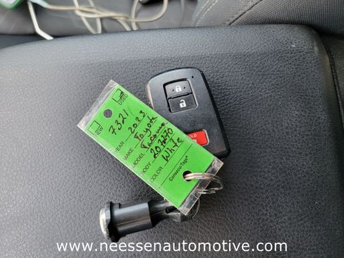 Used 2023 Toyota Tacoma TRD Sport w/ Technology Package image 28