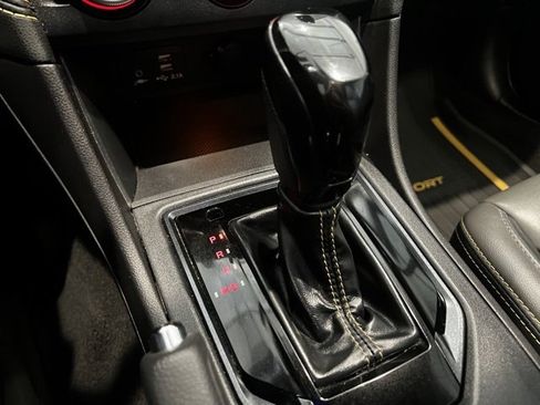 Used 2021 Subaru Crosstrek 2.5i Sport w/ Moonroof Package image 20