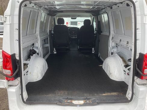 Used 2017 Mercedes-Benz Metris image 20