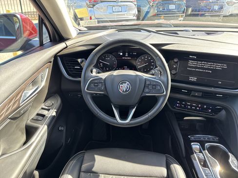 Used 2023 Buick Envision Avenir image 11