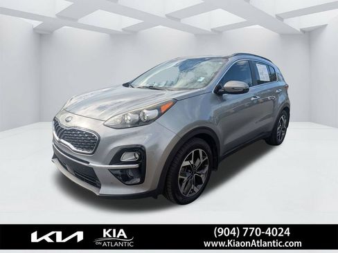 Used 2022 Kia Sportage EX w/ EX Technology Package FWD image 7