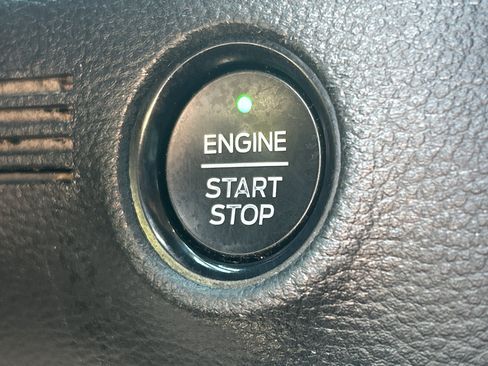 Certified 2019 Ford Ranger Lariat w/ FX4 Off-Road Package AWD/4WD image 35