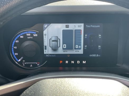 Used 2022 Ford Bronco Badlands image 8