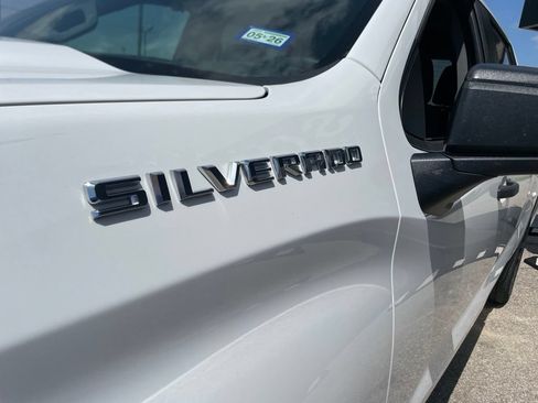 Used 2023 Chevrolet Silverado 1500 Custom AWD/4WD image 12