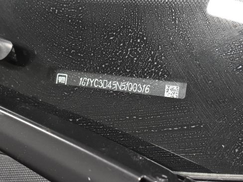 Used 2022 Chevrolet Corvette Stingray Premium Conv w/ Z51 Performance Package image 36