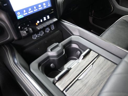 Used 2025 RAM 1500 Limited w/ Bed Utility Group image 20