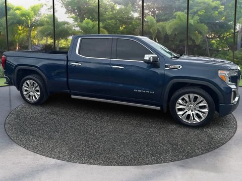 Used 2020 GMC Sierra 1500 Denali w/ Denali Ultimate Package AWD/4WD image 4