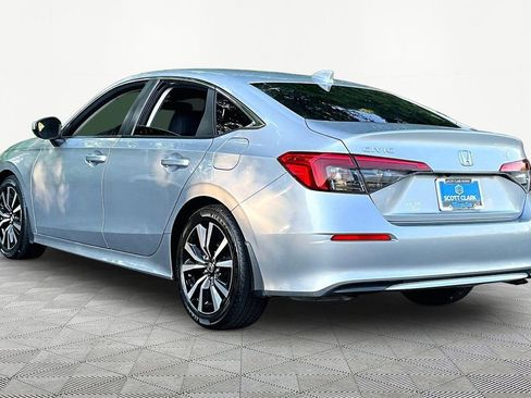 Used 2023 Honda Civic EX image 5