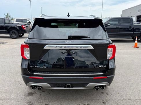 Used 2021 Ford Explorer Platinum w/ Equipment Group 601A AWD/4WD image 19