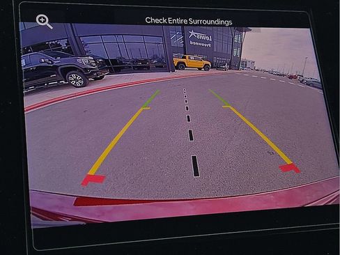 Used 2025 Jeep Grand Cherokee Altitude image 13