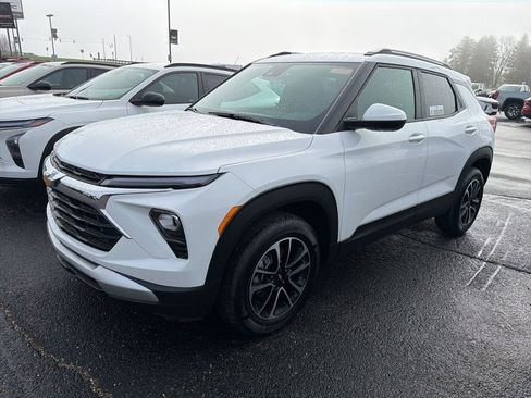 New 2026 Chevrolet TrailBlazer LT w/ Convenience Package image 3