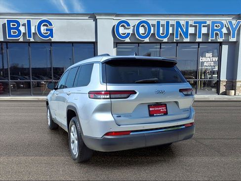 Used 2022 Jeep Grand Cherokee L Limited image 3