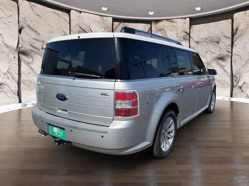 Used 2011 Ford Flex SEL w/ Rapid Spec Order Code FWD image 6
