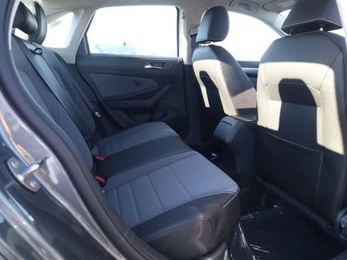 New 2026 Volkswagen Jetta SE image 21