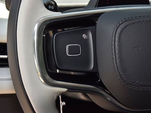New 2026 Lincoln Navigator L Reserve AWD/4WD image 24