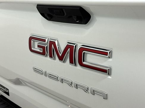 New 2026 GMC Sierra 1500 SLE w/ Preferred Package RWD image 18