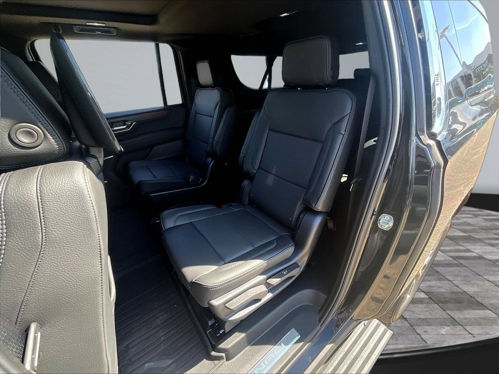 New 2026 GMC Yukon XL Denali w/ Denali Reserve Package AWD/4WD image 29