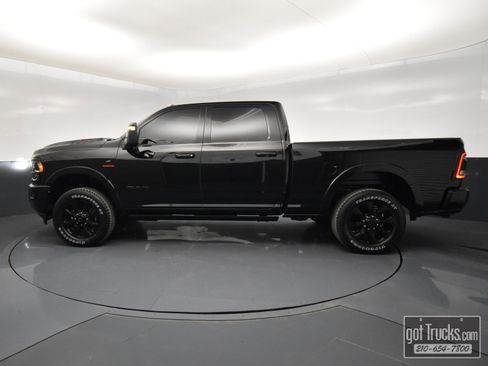 Used 2024 RAM 2500 Limited image 3