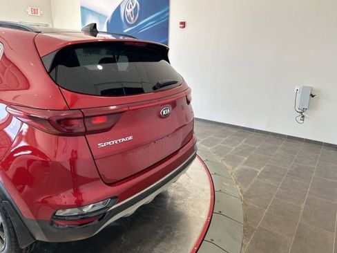 Used 2020 Kia Sportage S w/ S Sunroof Package AWD/4WD image 6