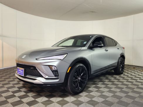 Used 2024 Buick Envista Sport Touring w/ Convenience II Package image 3