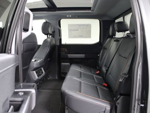 New 2026 Ford F250 Lariat w/ Black Appearance Package image 26