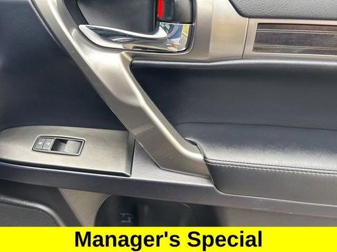 Used 2023 Lexus GX 460 Premium image 44