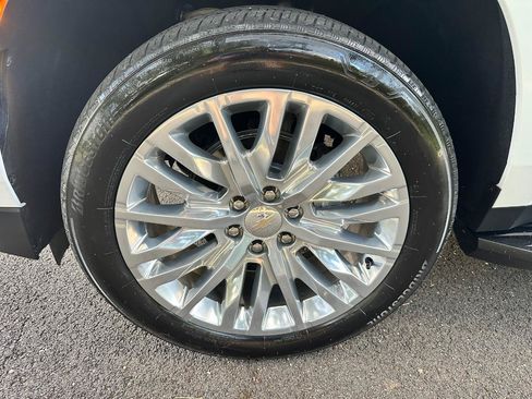 Used 2023 Chevrolet Tahoe Premier RWD image 57