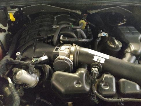 Used 2023 Jeep Grand Cherokee Limited image 30