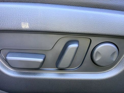 Used 2026 MAZDA CX-70 3.3 Turbo w/ Premium Plus Pkg image 35