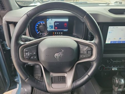 Used 2022 Ford Bronco Black Diamond image 21