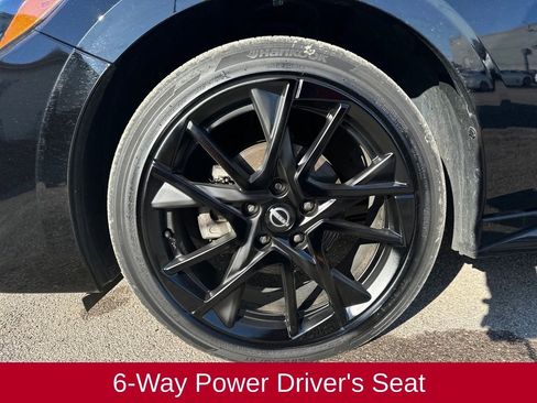 Used 2024 Nissan Sentra SR w/ SR Premium Package image 13