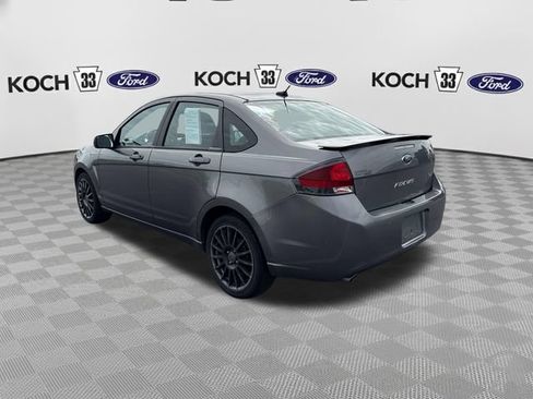 Used 2010 Ford Focus SES FWD image 6