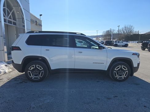New 2026 Jeep Cherokee Limited image 2